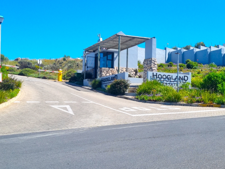 4 Bedroom Property for Sale in Hoogland Western Cape